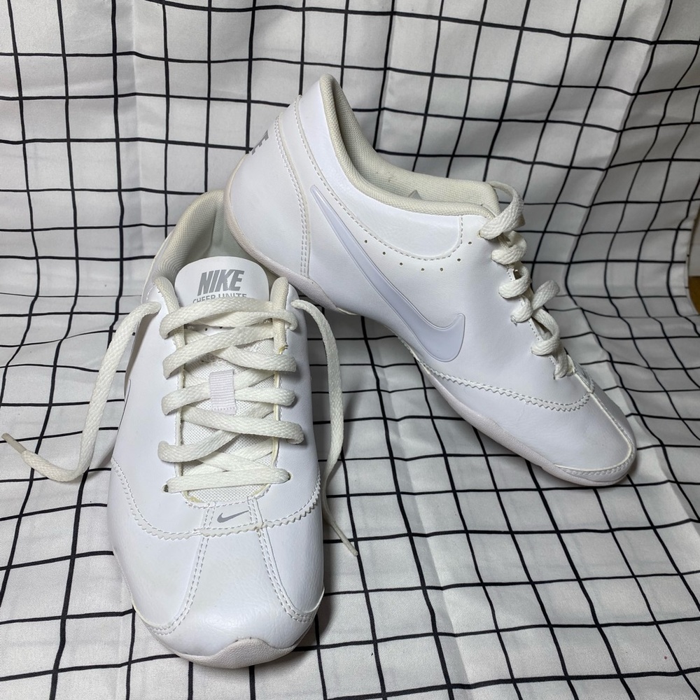 LIKE NEW—White Nike Cheerleading Shoes